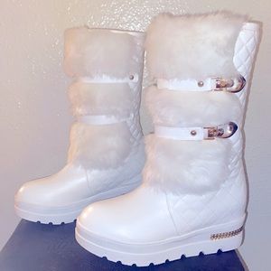 Never been worn fur boots!